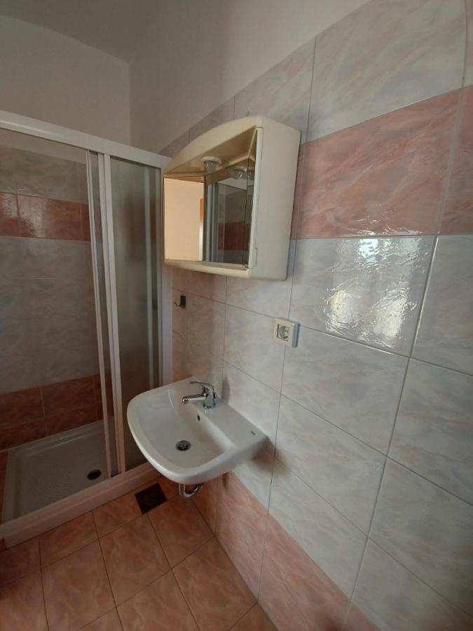 Emma Demarin Apartments เมดูลิน ภายนอก รูปภาพ