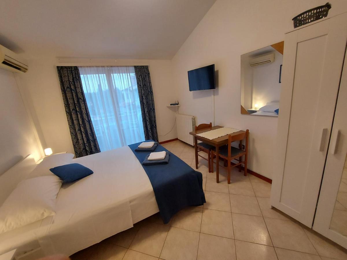 Emma Demarin Apartments เมดูลิน ภายนอก รูปภาพ